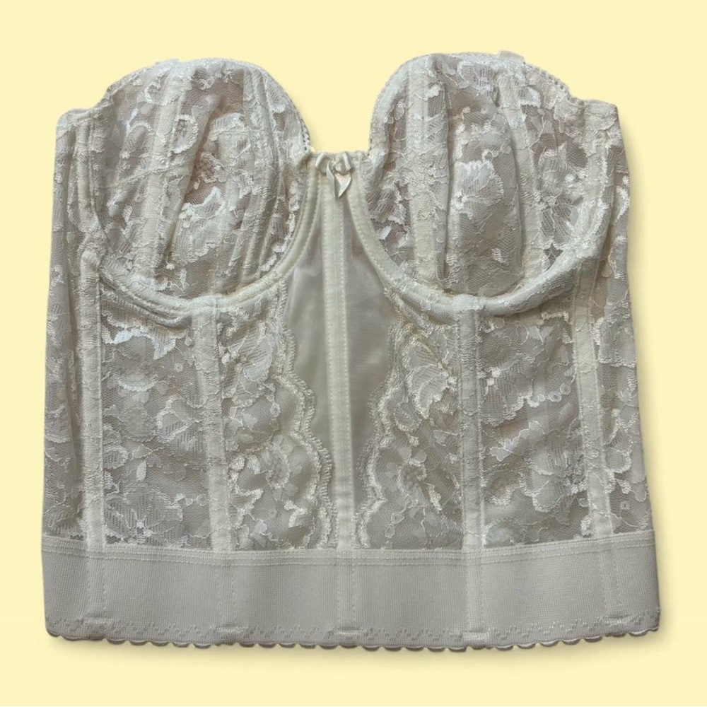 Goddess Lace Bustier in Cream